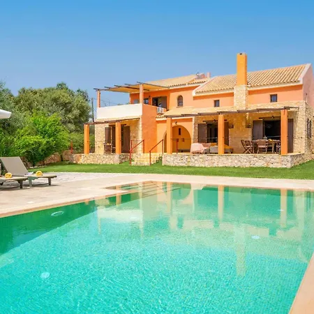 Villa Nostos By *